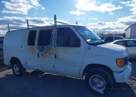 2003 Ford E-250 Commercial/Recreational z USA, uszkodzony, nr VIN 1FTNE24L33HA84344